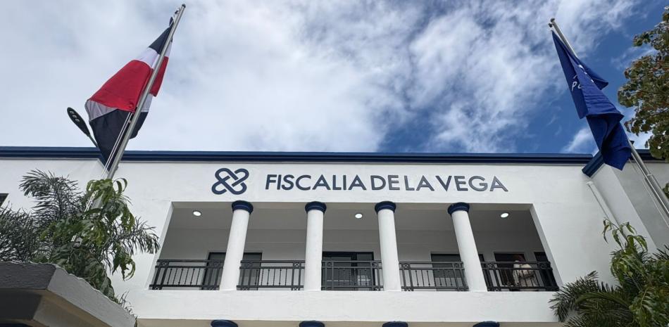 Yeni Berenice inaugura Fiscalía de La Vega , una sede independiente del Poder Judicial